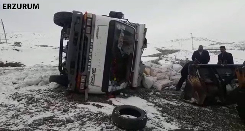 Kamyonet Yan Yattı